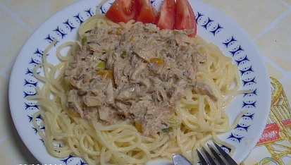 "Boloňské" těstoviny, s kuřecím masem