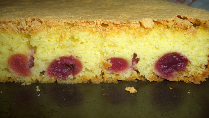 Bublanina, třešňová bublanina na plechu