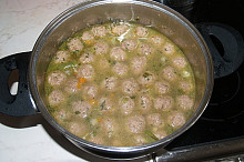 Hovězí polévka