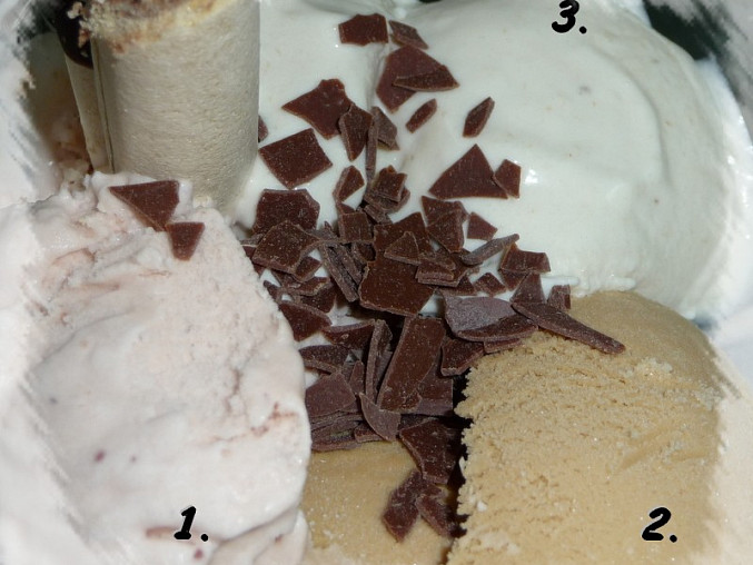 Jogurtovo – vanilková zmrzlina, 1.jahodová, 2.kapučínová, 3. jogurtová