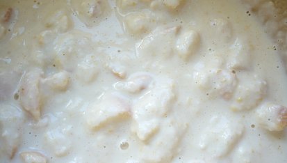 Knedlík rychlý z mikrovlnky, Primiešame ostatné ingrediencie