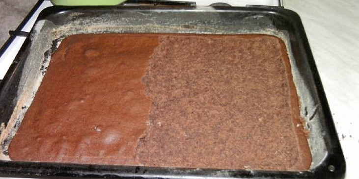 Krtkův dort na plechu (dlabání..)