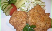 Kuřecí nebo masové placičky (Placičky se zeleninovým salátem)