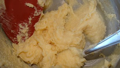 Nočky z páleného těsta - do polévky, Vyšleháno s vejci