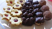 Nutellové rohlíčky s oříšky, hned vedle lineckého
