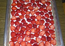 Piškotový ovocný koláč