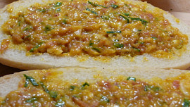 Smažené bagetky s překvapením