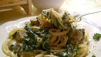 Špagety s gorgonzolovou omáčkou a špenátem