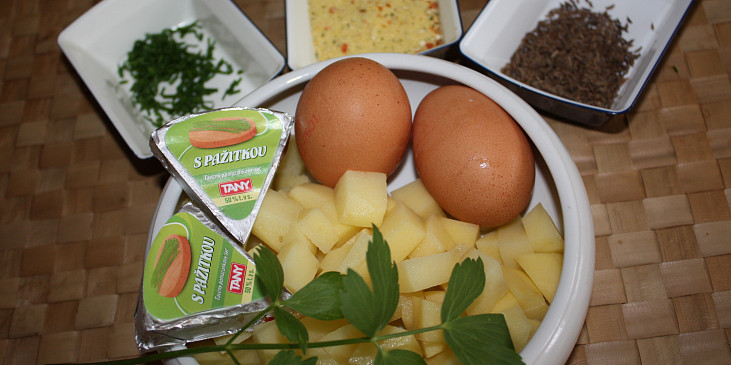 Sýrová polévka s vejci - suroviny