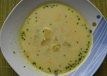 Sýrová polévka se zeleninou