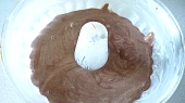 Vídeňská bábovka, Vylejeme do formy
