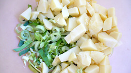 Bramborový salát po indicku