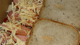 Chlebíková "pizza"