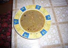 Čočková polévka s uzeným masem