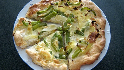 Kapustová pizza s paprikou