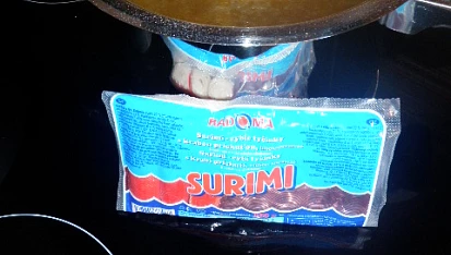 Krémová mrkvová polévka s krabím masem