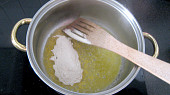 Krémová polévka z rybího filé, Urobíme zápražku