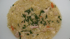Kuřecí polévka s kapustou