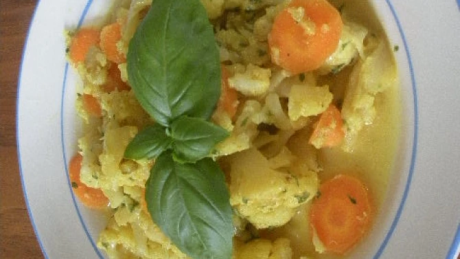 Květák a mrkev s curry