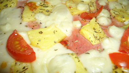 Pizza HAWAI - šunka a ananas