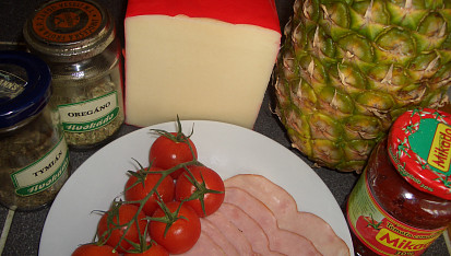 Pizza HAWAI - šunka a ananas,  suroviny a ingredience