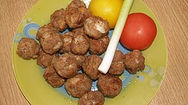Smažené kuličky z mletého masa