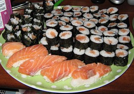 Sushi s lososem