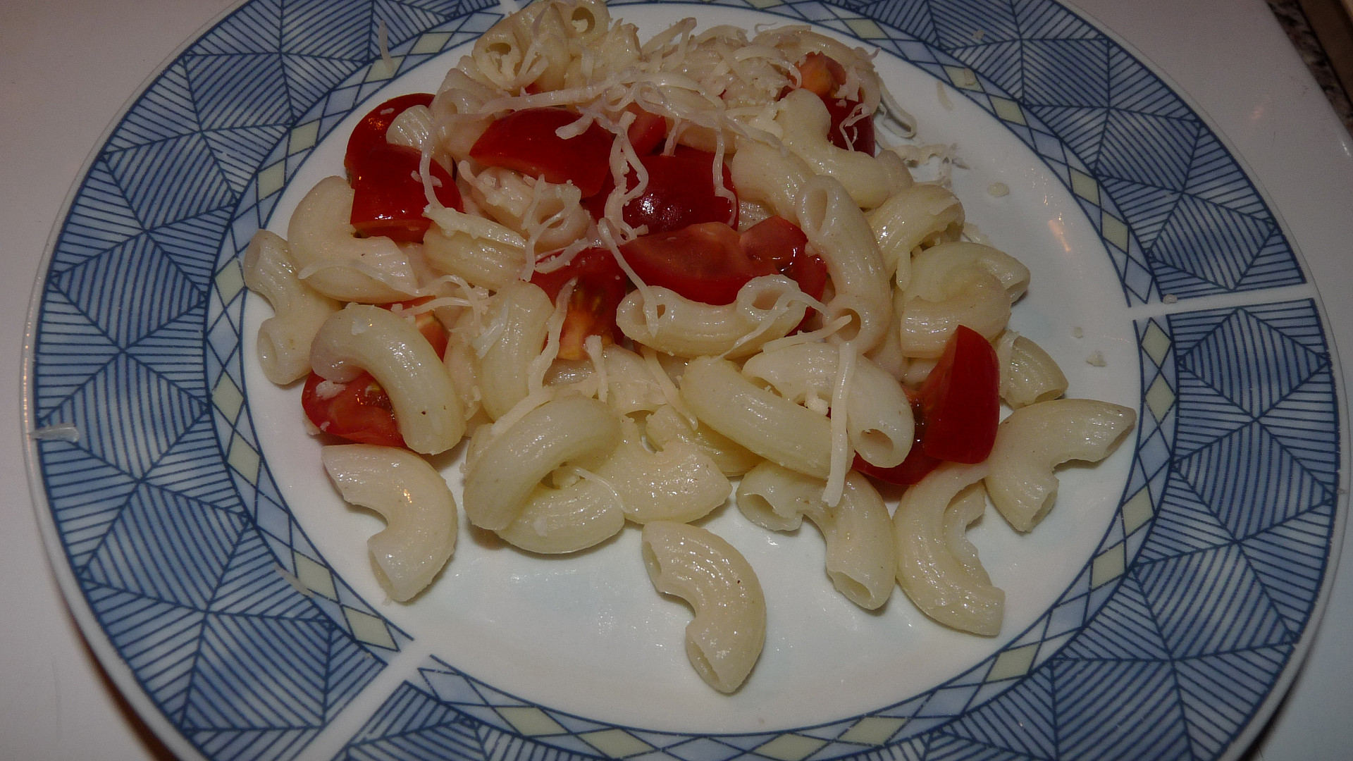 Těstoviny s rajčetem