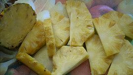 Ananas smažený v pivním těstíčku