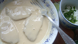 Ananas smažený v pivním těstíčku