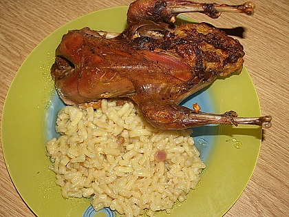 Bažant s nádivkou, pečený bažant s bramborovými špeclemi
