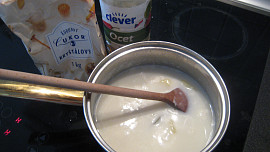 Bramborová sladko-kyselá polévka