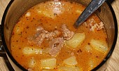 Gulášová polévka (gulášová polévka)