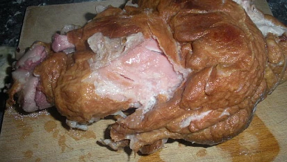 Houbový guláš obložený, Uzené - už uvařené - koleno