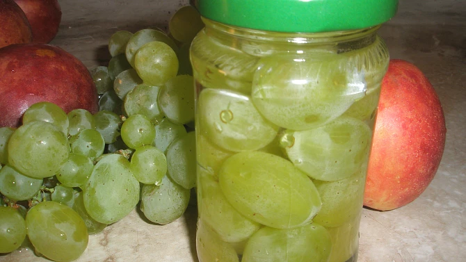 Hroznový kompot