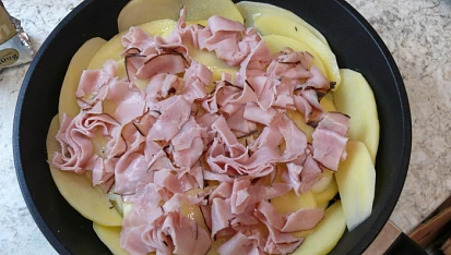 Omeleta ze syrových brambor