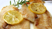 Pangasius na citronu a rozmarýnu