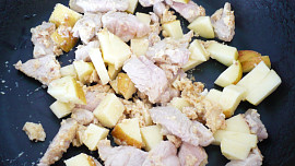 Pikantní směs s jablky