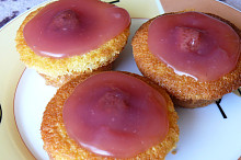 Piškotové muffiny s jahodami