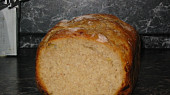 Pórkový chlebík se sýrem Cottage, kynutý v ošatce