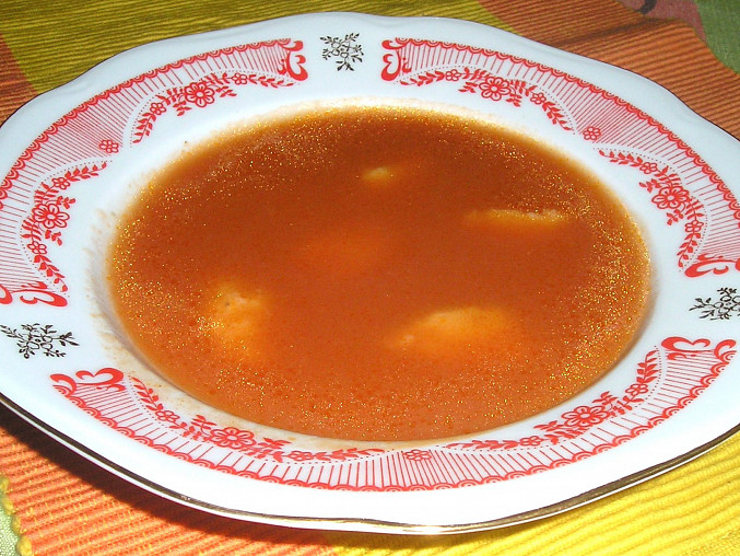 Rajská polévka s krupičkovými haluškami