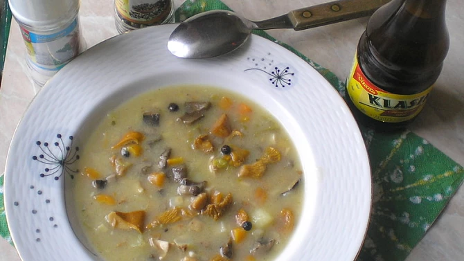 Rožnovsko - Homolská brambůrka, Houbová  bramboračka na dva způsoby