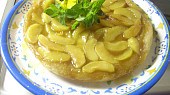 Tarte tatin (obrácený jablkový koláč)