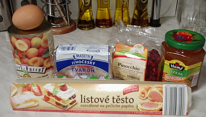 Tvarohové šátečky z listového těsta