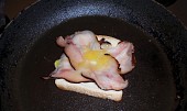 Anglický toast s vejcem, Propéct cokud vejce lehce neztuhne