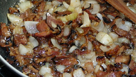 Bramborová kaše se slaninou (moravská)