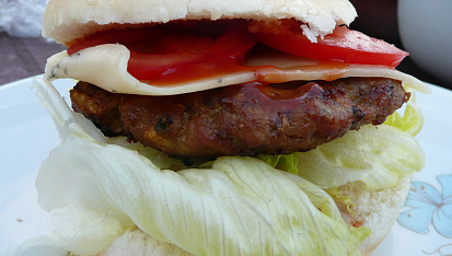 Hamburger na grilu, Hamburger na grilu
