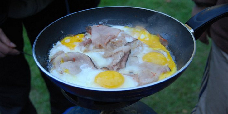 Hemenegs (Ham and Eggs)