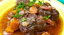 Hovězí na burgundský způsob