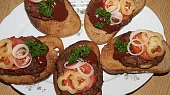 Karbanátky alla hamburger, karbanátky se zeleninovou oblohou